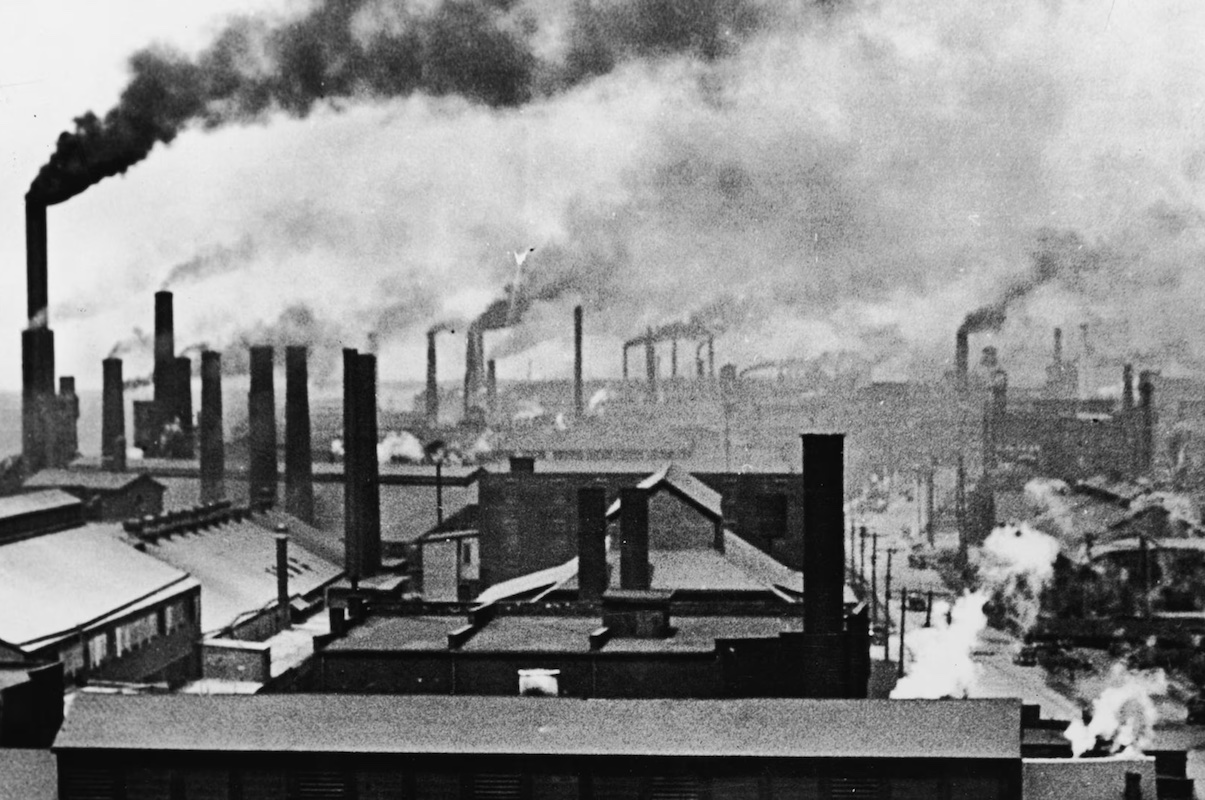 How the Industrial Revolution Shaped the Modern World hero image