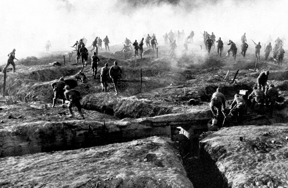 Exploring the Impact of World Wars on Global Politics hero image